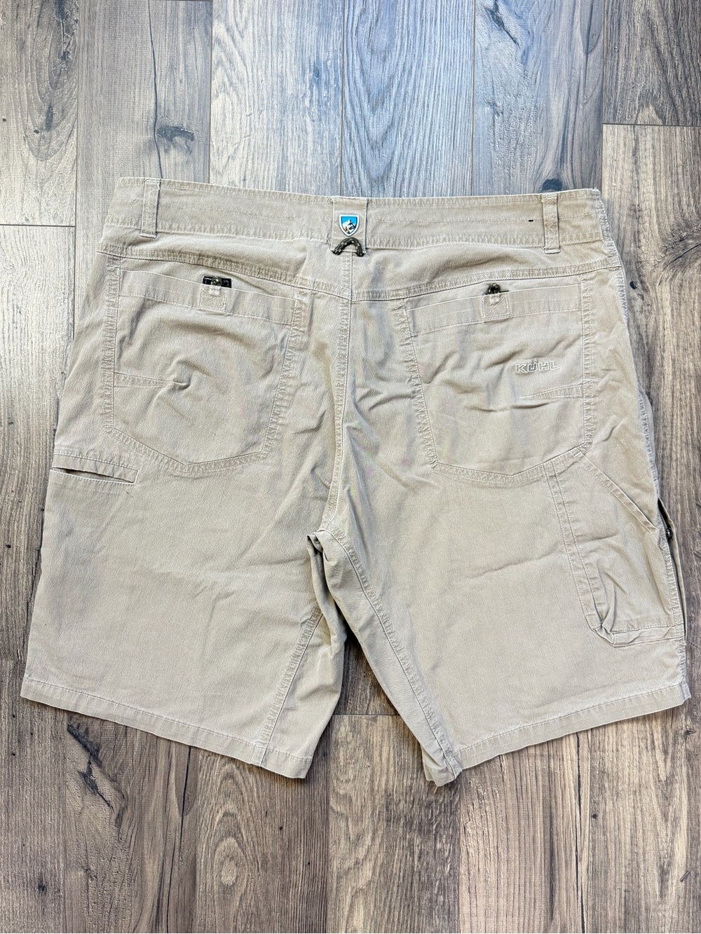 KÜHL Men’s 38 Khaki Cargo Shorts Stretch Outdoor Hiking Utility